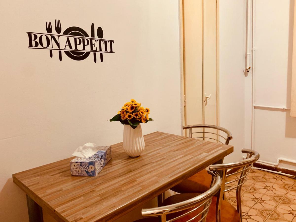 טימישוארה Ultracentral Apartment With All You Need: Wifi, Tv, Ac, Washer, Coffe מראה חיצוני תמונה